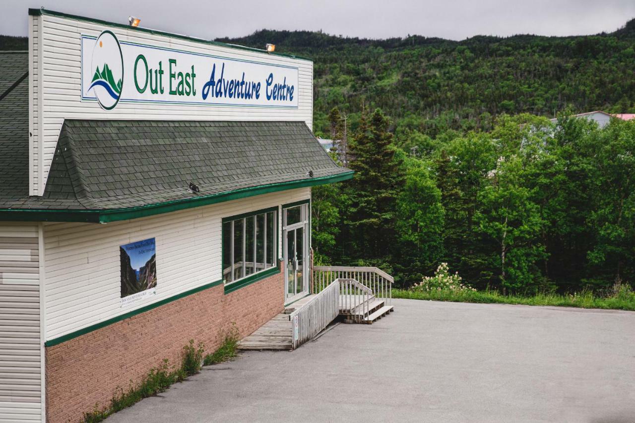 Out East Hostels - Rocky Harbour Exterior photo